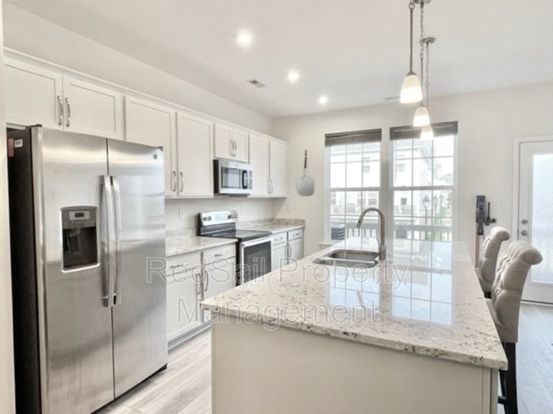 559 Red Hill Rd - Photo 5 of 15