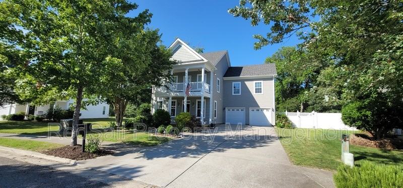 2225 Tuliptree Cir - Photo 2 of 7