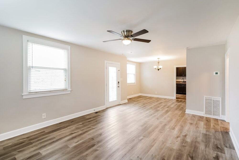 123 Ray Ave - Photo 4 of 16