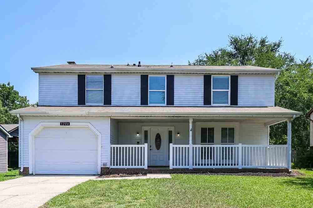 3204 Old House Cir