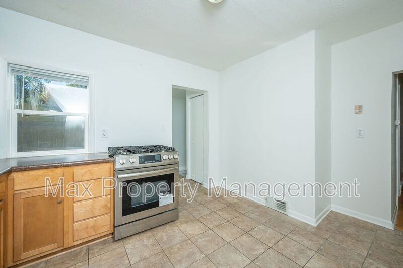 3830 51st St - Photo 2 of 18
