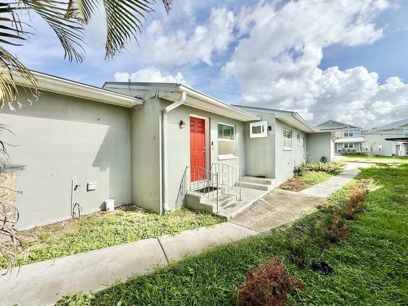 1265 Pierce St - Photo 3 of 36