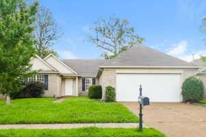 featured image of 1481 Lawson Dr