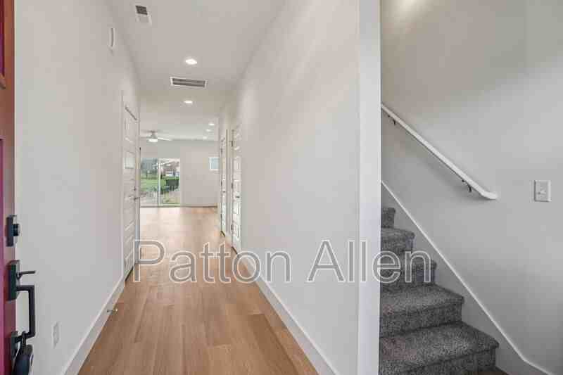 19 Bolton St - Photo 2 of 22