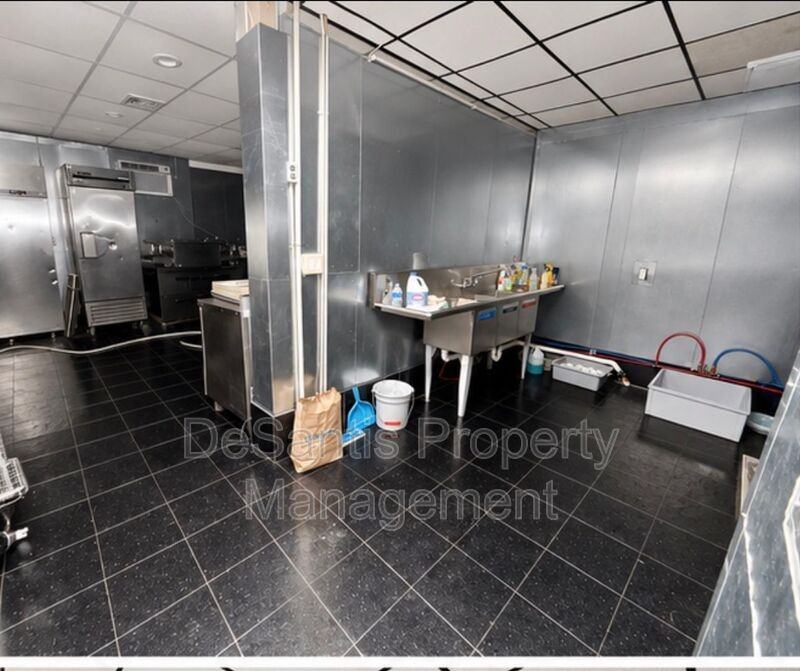 2211 Sheffield Rd - Photo 3 of 6
