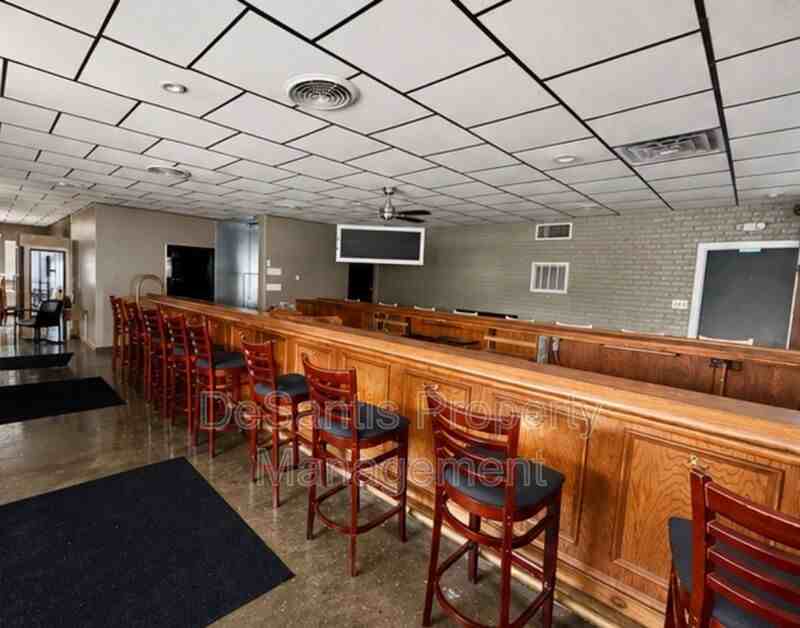 2211 Sheffield Rd - Photo 4 of 6