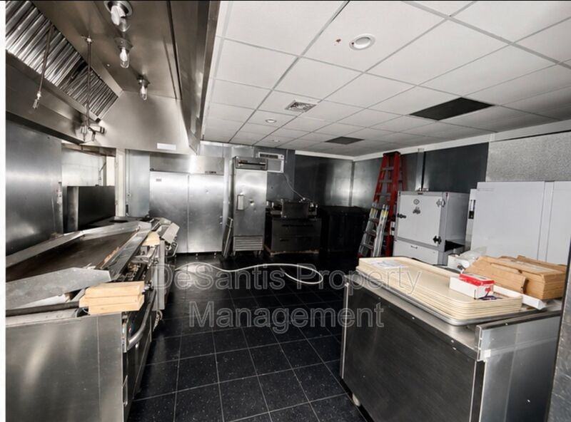 2211 Sheffield Rd - Photo 5 of 6