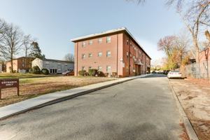 featured image of 3918 Chamberlayne Ave #4A