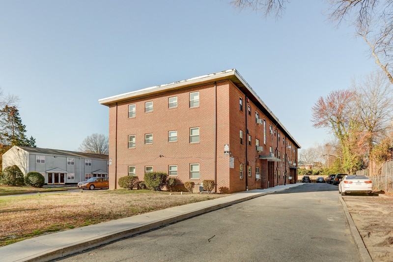 3918 Chamberlayne Ave #4A - Photo 2 of 19