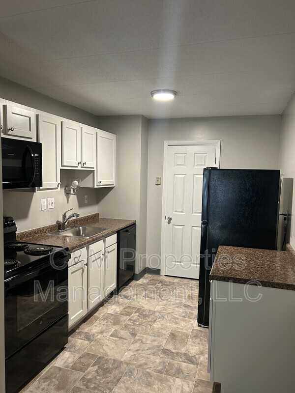3553 Handman Ave #201 - Photo 5 of 6