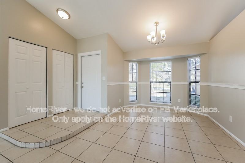 1720 Sw 3rd Pl - Photo 3 of 21