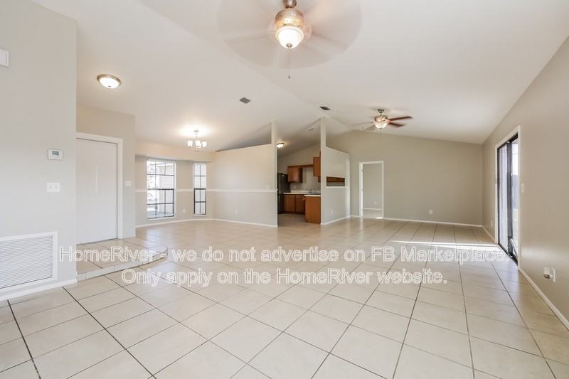1720 Sw 3rd Pl - Photo 2 of 21
