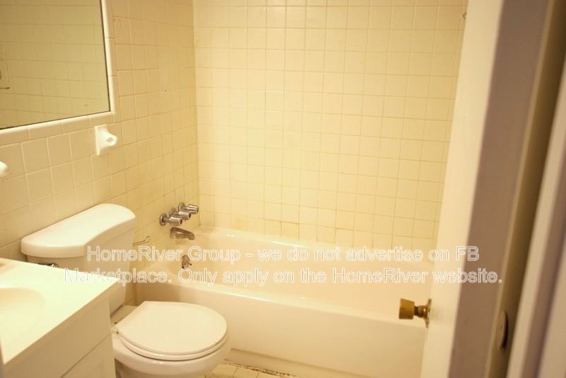 3141 Curzon Ave - Photo 7 of 15