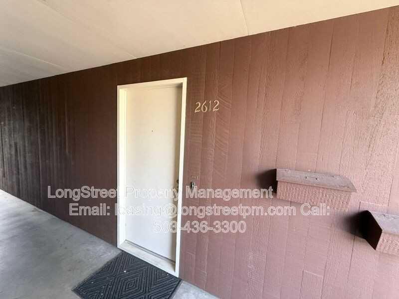 2612 Nw Tyler Ave - Photo 2 of 14