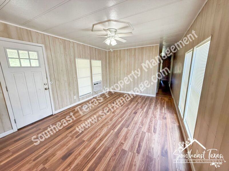 1455 Mohawk St #07 - Photo 2 of 12