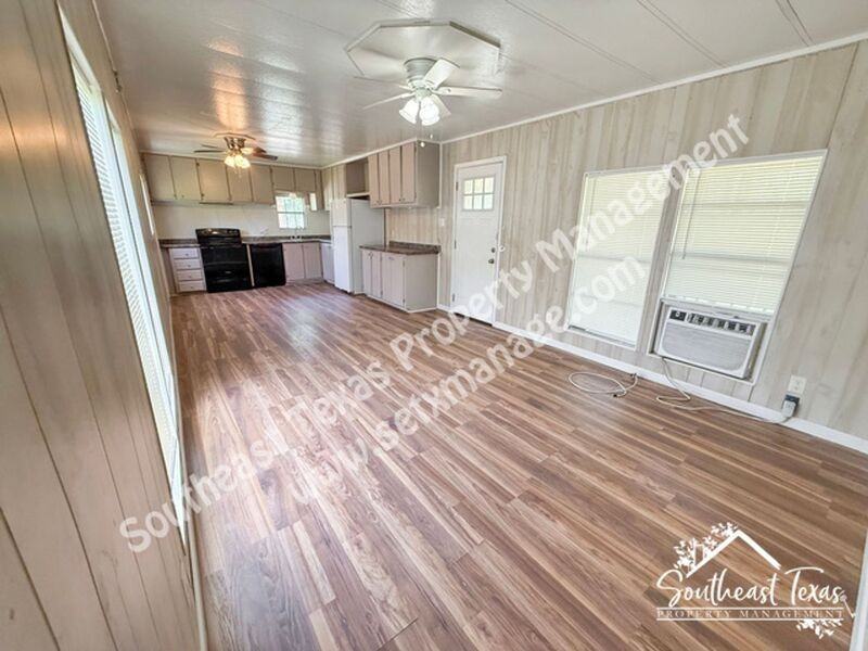 1455 Mohawk St #07 - Photo 3 of 12