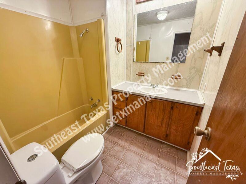 1455 Mohawk St #07 - Photo 6 of 12