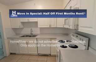 featured image of 2920 Se Amherst St