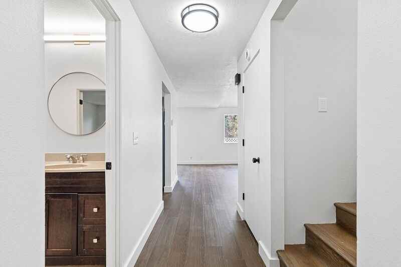 2105 Hawkins Ln - Photo 5 of 35