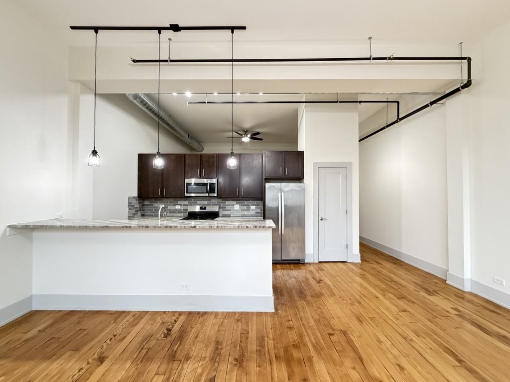 1432 W 21st St #124 - Photo 2 of 21