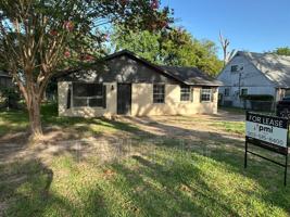 featured image of 1538 N Hill Ave
