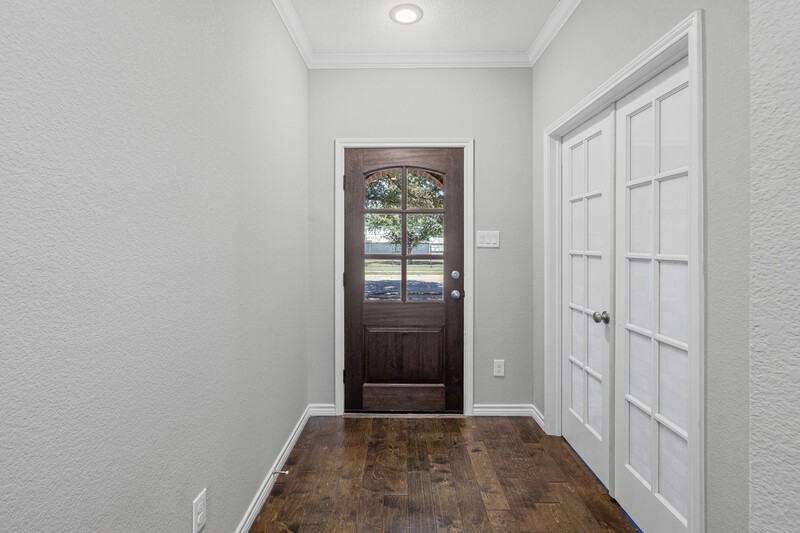 2909 Gordon Ave - Photo 3 of 20