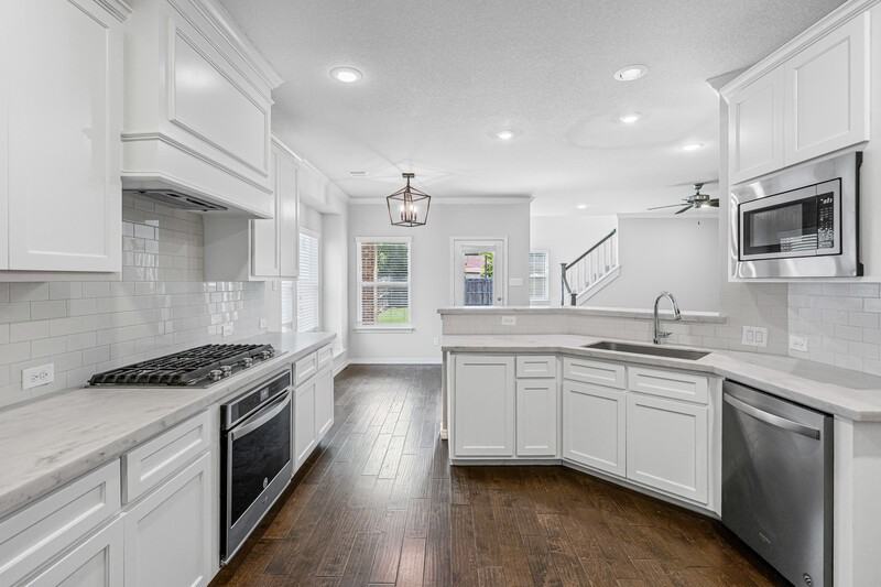 2909 Gordon Ave - Photo 7 of 20