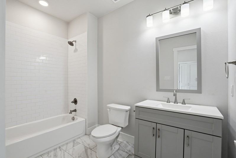 3221 Forest Park Blvd - Photo 6 of 31