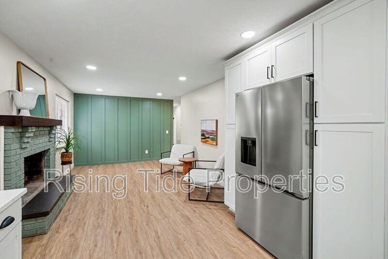 2569 Richmar Dr - Photo 6 of 34