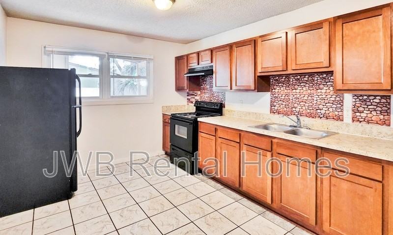 6948 Christopher Robin Dr - Photo 2 of 13
