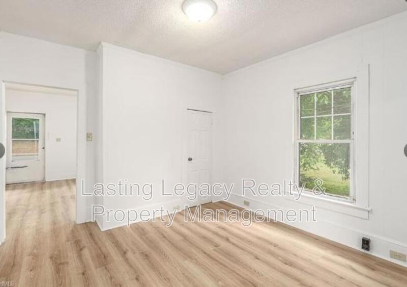 1006 Junia Ave - Photo 5 of 13
