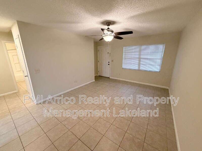 702 W Park St #702 - Photo 5 of 9