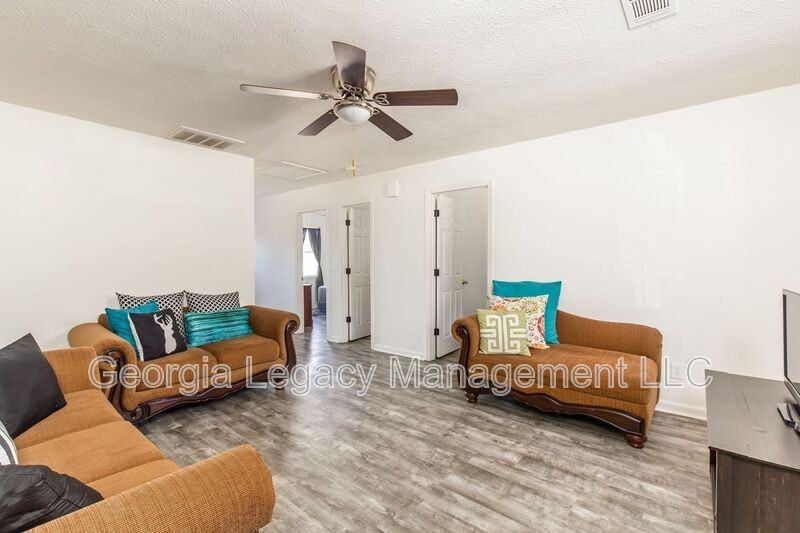 139 Faulkner Dr - Photo 5 of 29