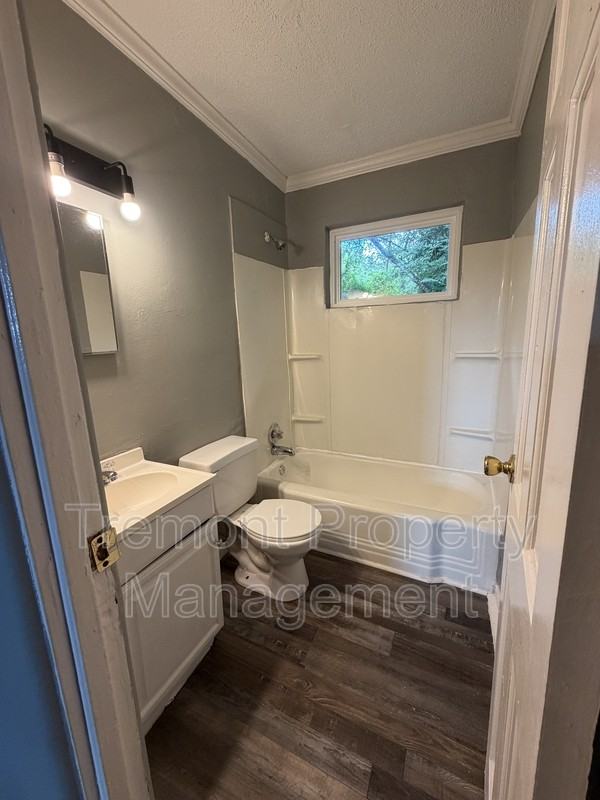 4607 Highland Ave - Photo 4 of 6