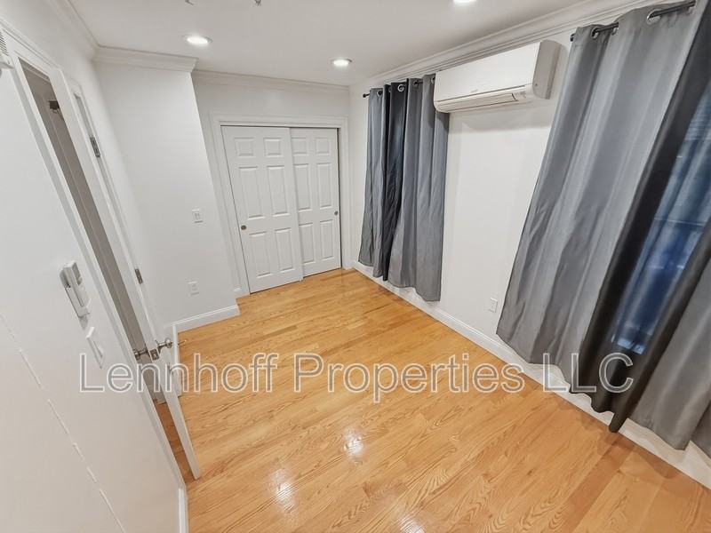 14 Pompeii St - Photo 5 of 5