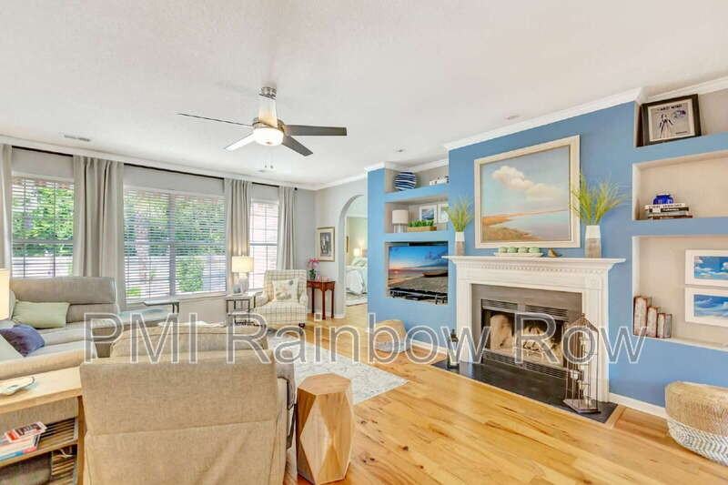 1326 Belhaven Dr - Photo 5 of 37