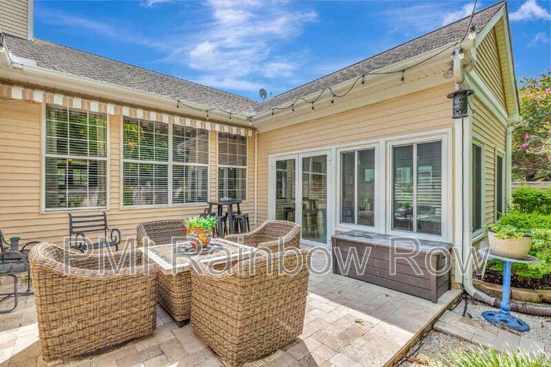 1326 Belhaven Dr - Photo 6 of 37
