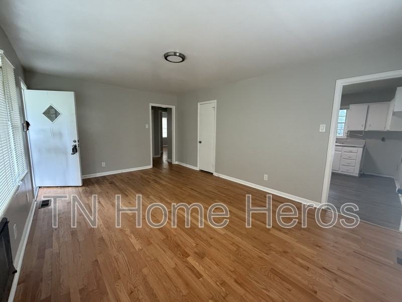 2810 Cecil Ave - Photo 4 of 10