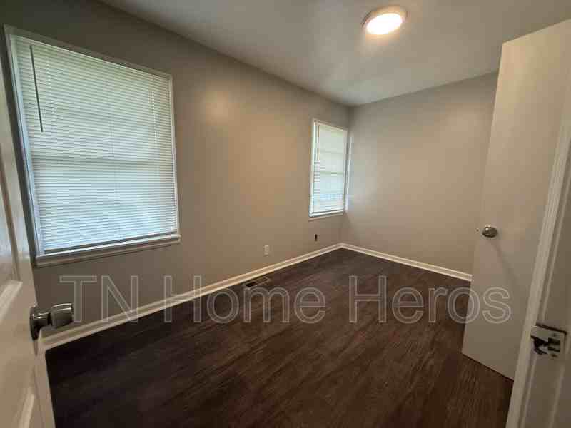 2810 Cecil Ave - Photo 6 of 10