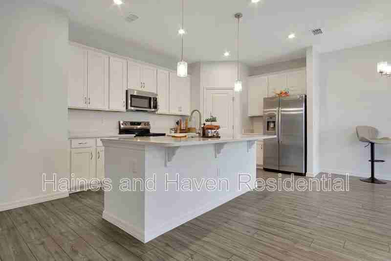 4136 Lavender Ct - Photo 5 of 37