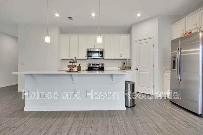 4136 Lavender Ct - Photo 6 of 37