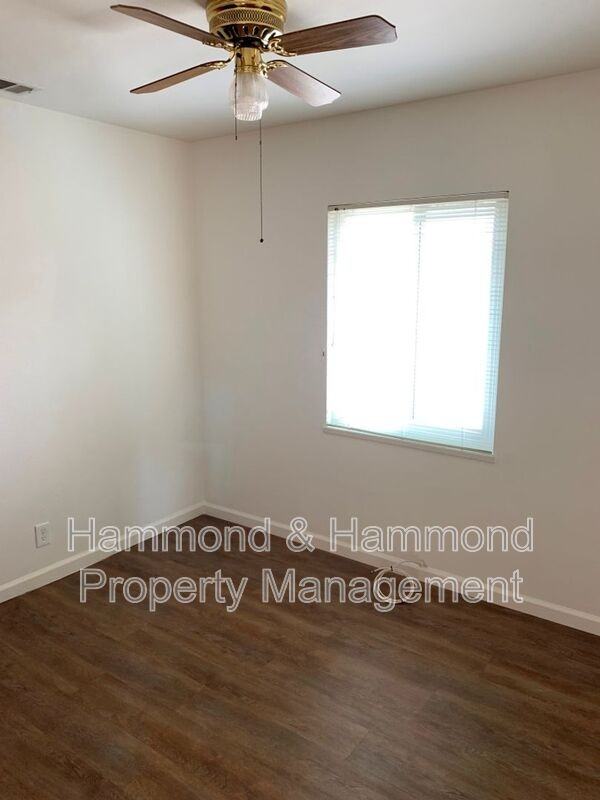 21229 De La Guerra St - Photo 5 of 9