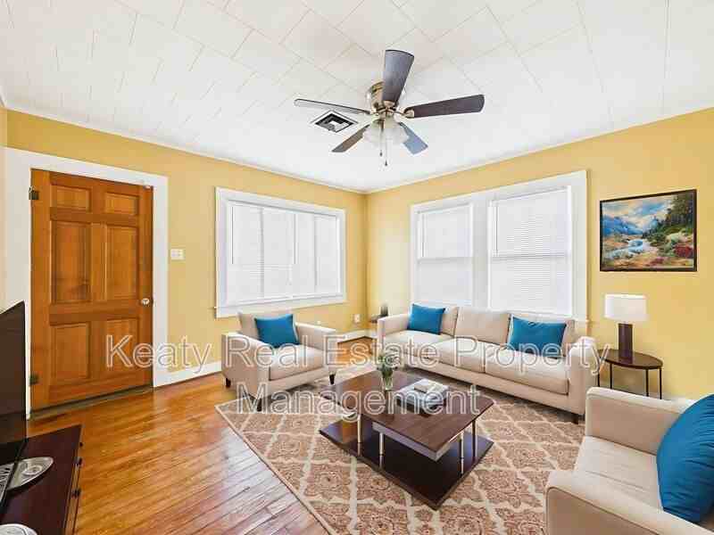 413 Dorothy St - Photo 3 of 21