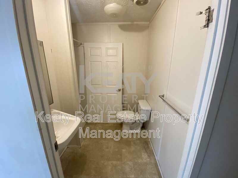 926 S Railroad Ave - Photo 7 of 7