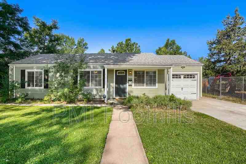 2949 S Dexter Way - Photo 2 of 17