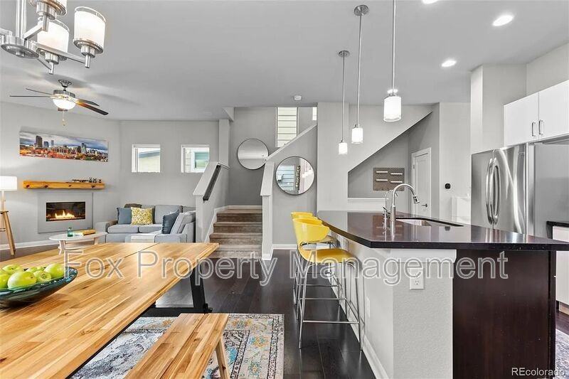 6771 Raritan Dr - Photo 4 of 27
