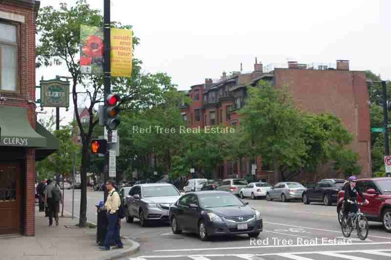 109 Dartmouth St #16
