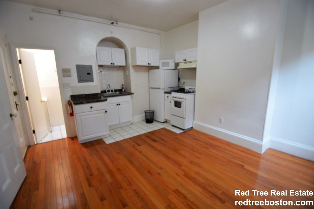 109 Dartmouth St #27