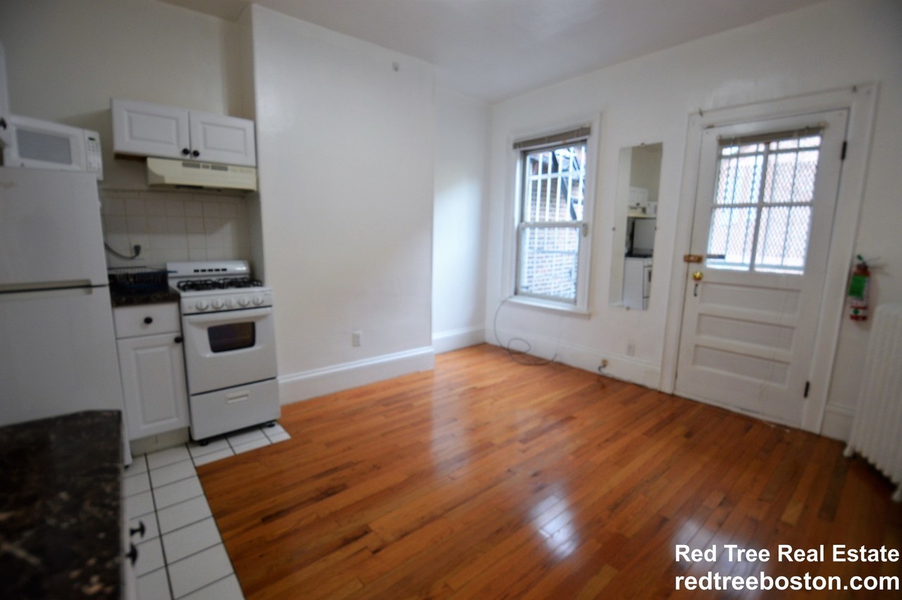 109 Dartmouth St #27 - Photo 4 of 17