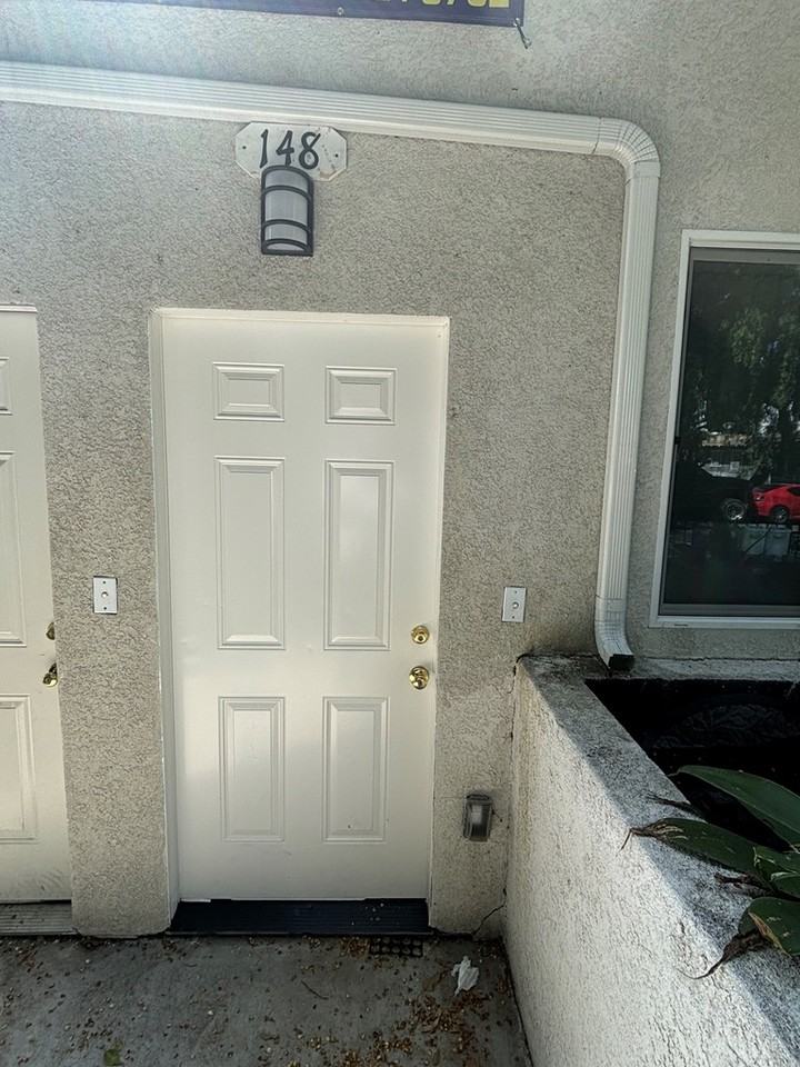 148 East 84th Place - Photo 2 of 11